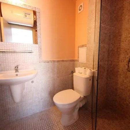 Apartment In Mit Pool